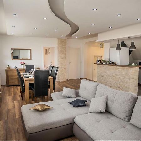 Apartman Hubertus 5* Vagovina ภายนอก รูปภาพ