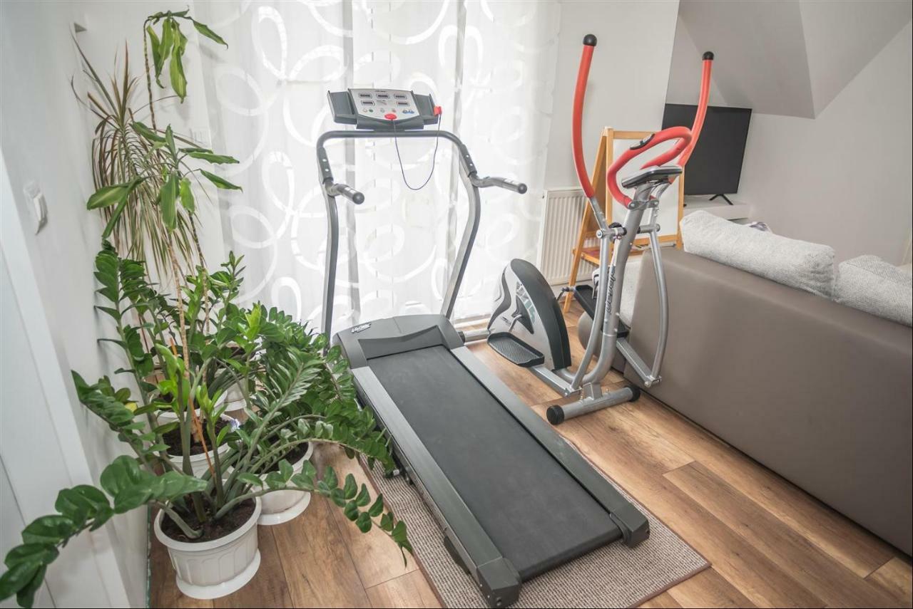 Apartman Hubertus 5* Vagovina ภายนอก รูปภาพ