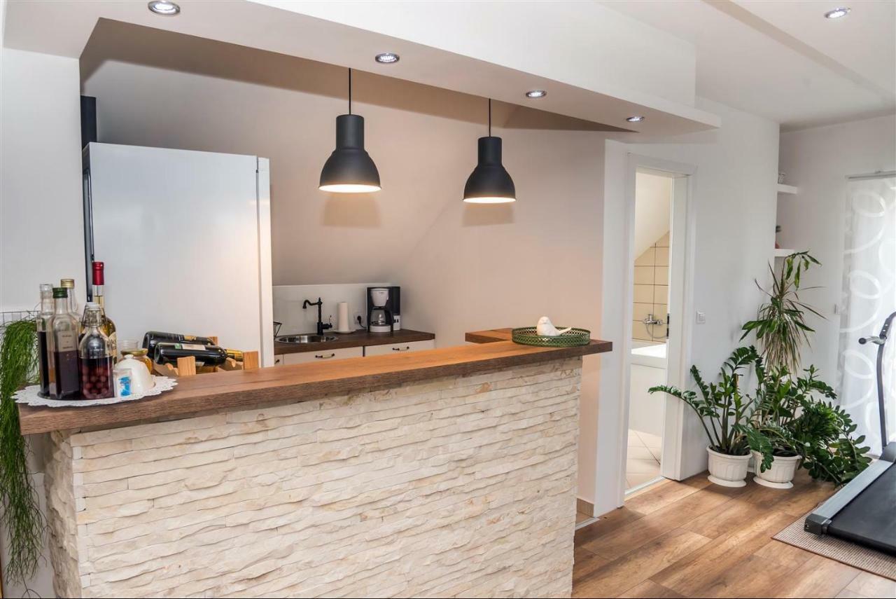 Apartman Hubertus 5* Vagovina ภายนอก รูปภาพ