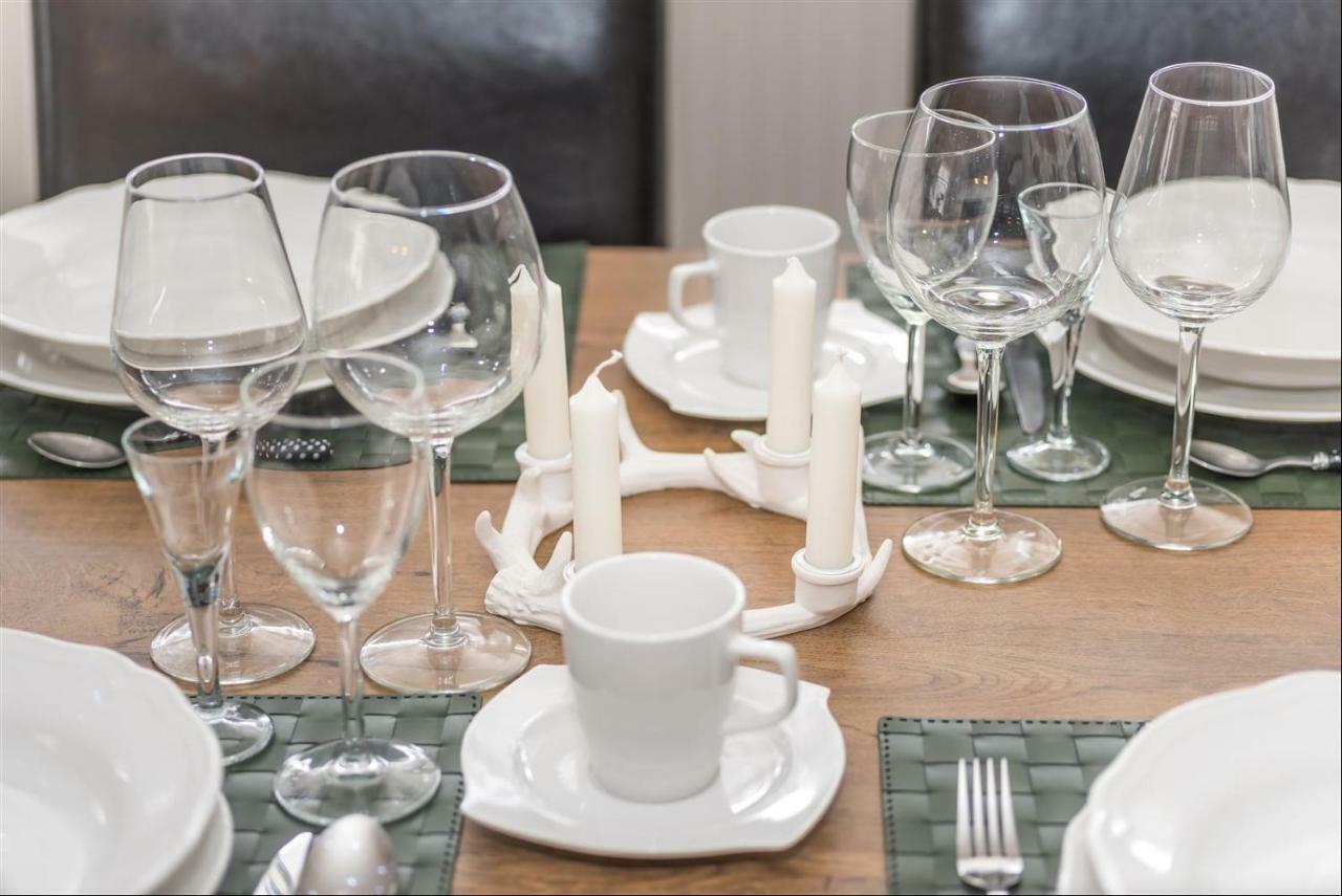 Apartman Hubertus 5* Vagovina ภายนอก รูปภาพ